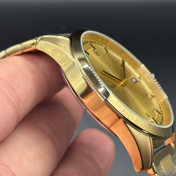 Tommy Hilfiger Griffin 1710457 Men’s 43mm Gold Stainless Steel Quartz NIBWT - Picture 3 of 17